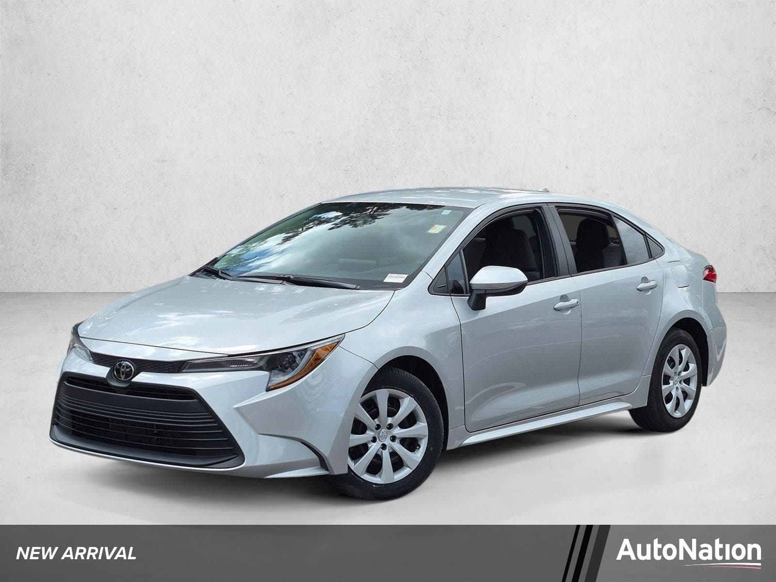 2024 Toyota Corolla LE — photo 1 of 17