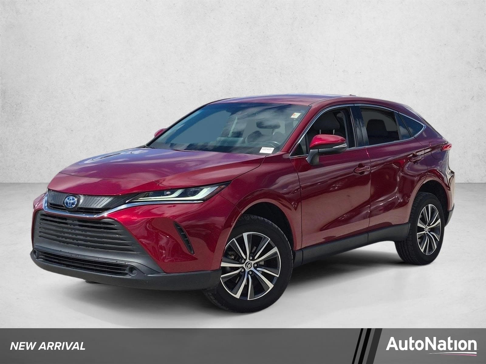 2023 Toyota Venza LE — photo 1 of 16