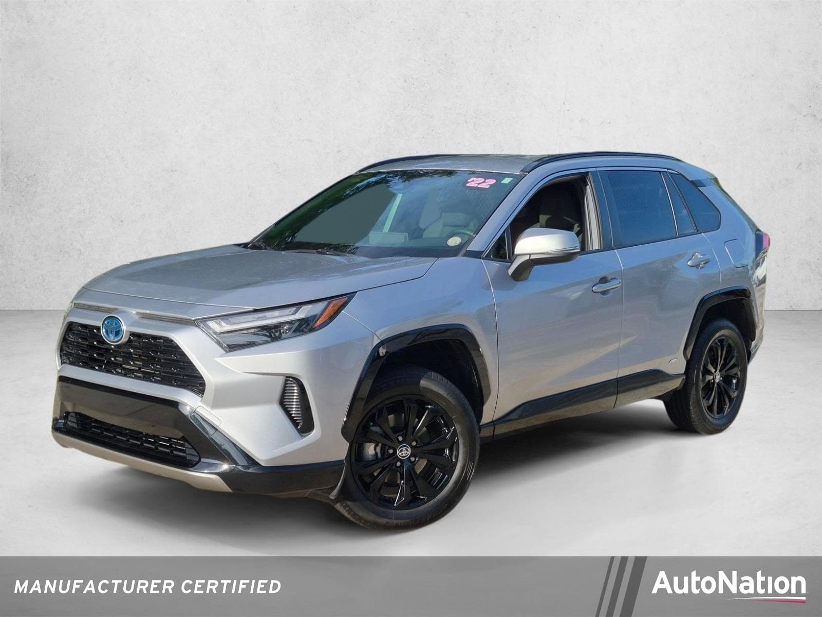 2022 Toyota RAV4 Hybrid SE — photo 1 of 23