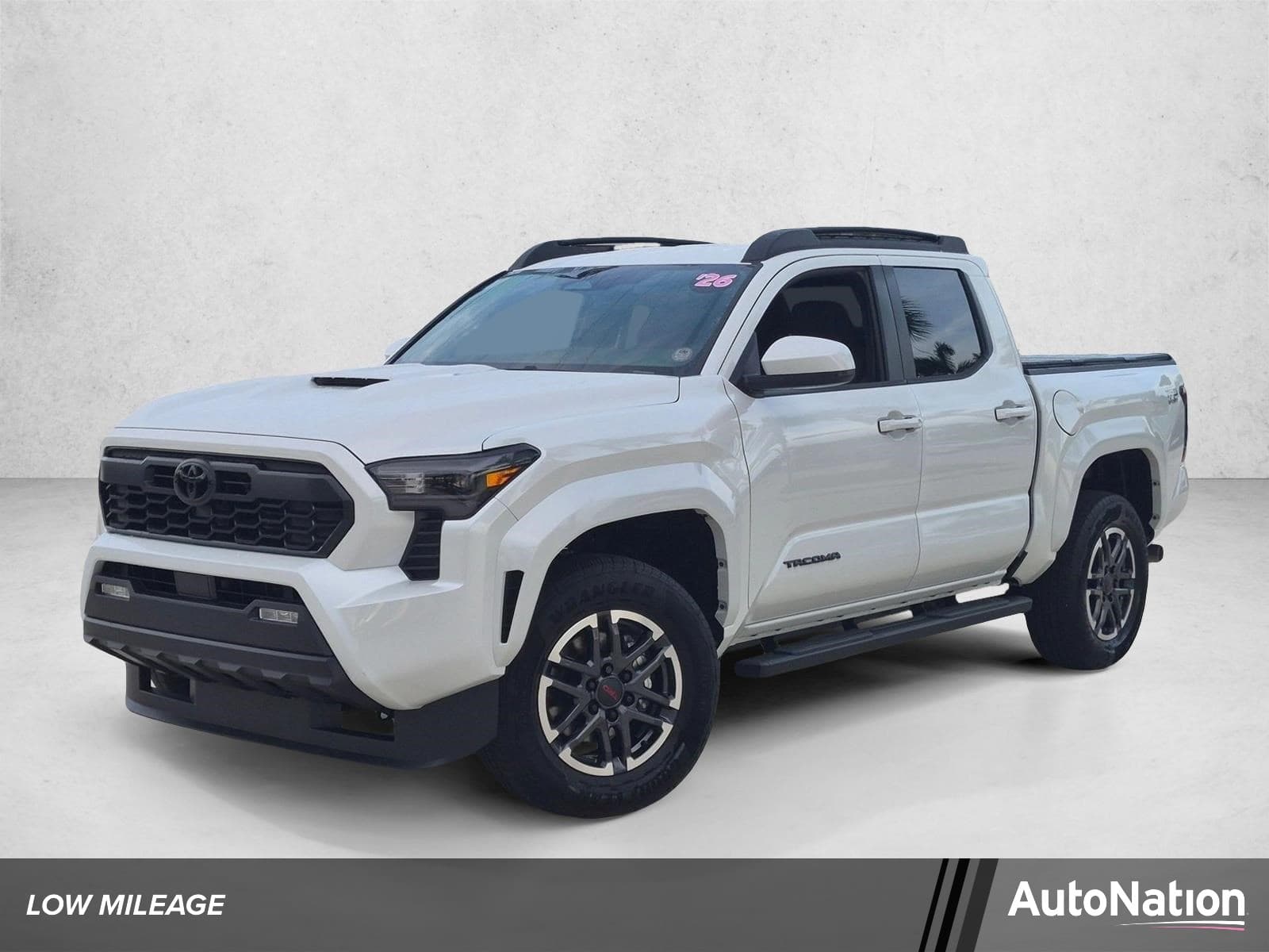 2026 Toyota Tacoma TRD Sport — photo 1 of 23