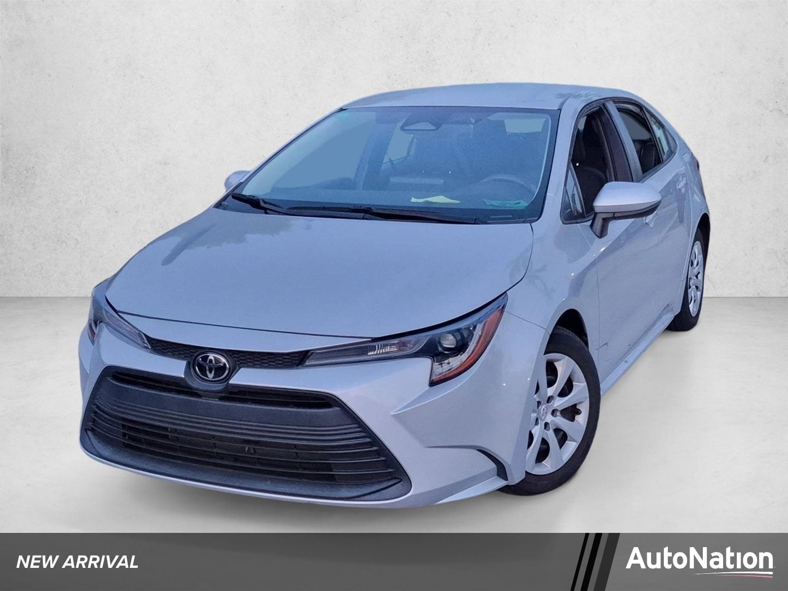 2024 Toyota Corolla LE — photo 1 of 21