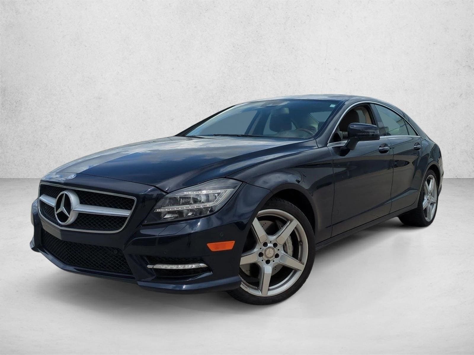 2014 Mercedes-Benz CLS 550 Base — photo 1 of 15