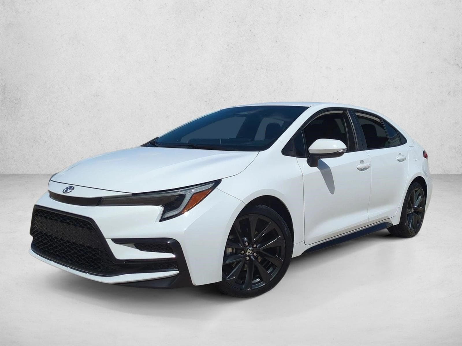 2024 Toyota Corolla SE — photo 1 of 23