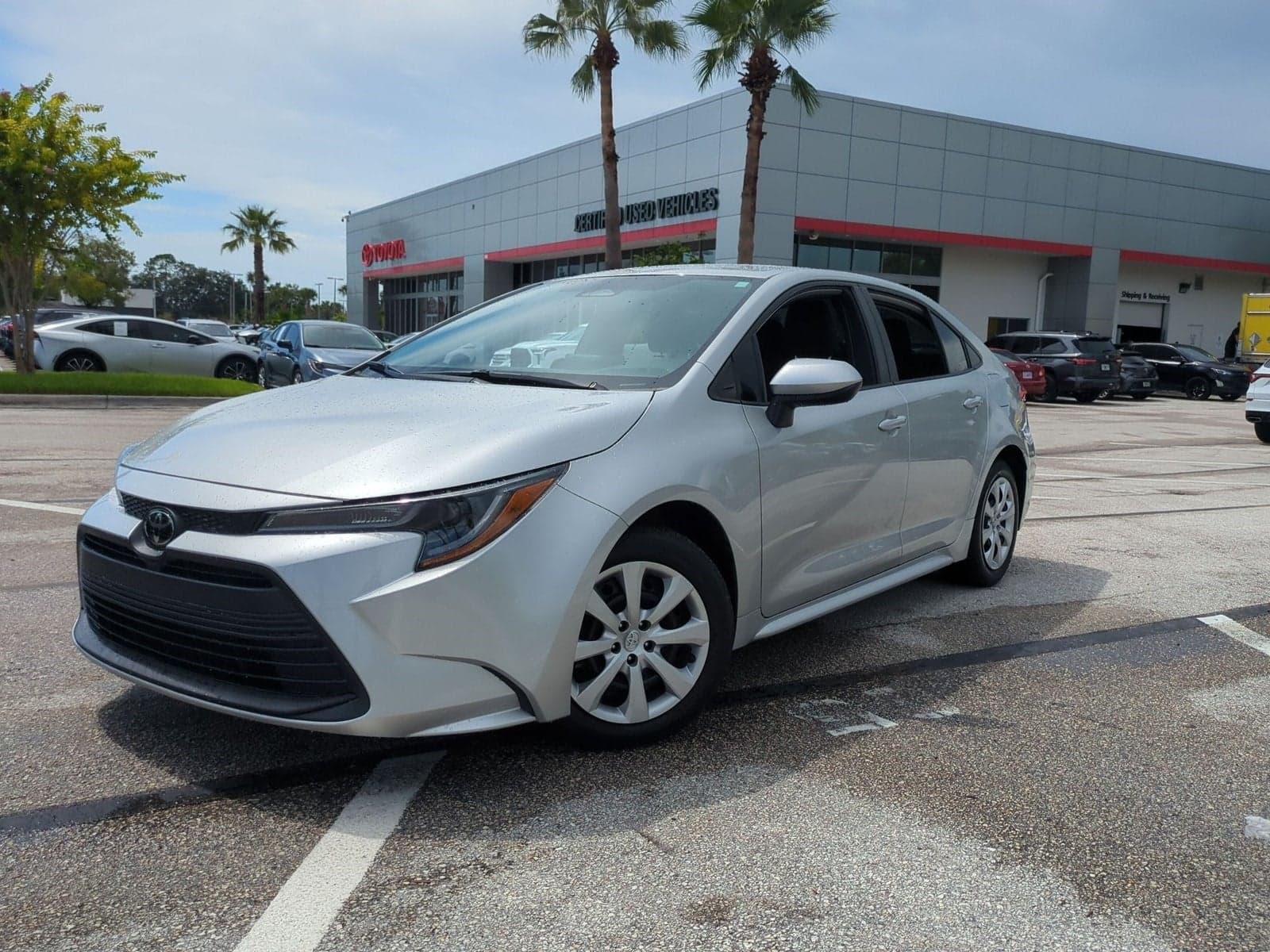 2024 Toyota Corolla LE — photo 1 of 23
