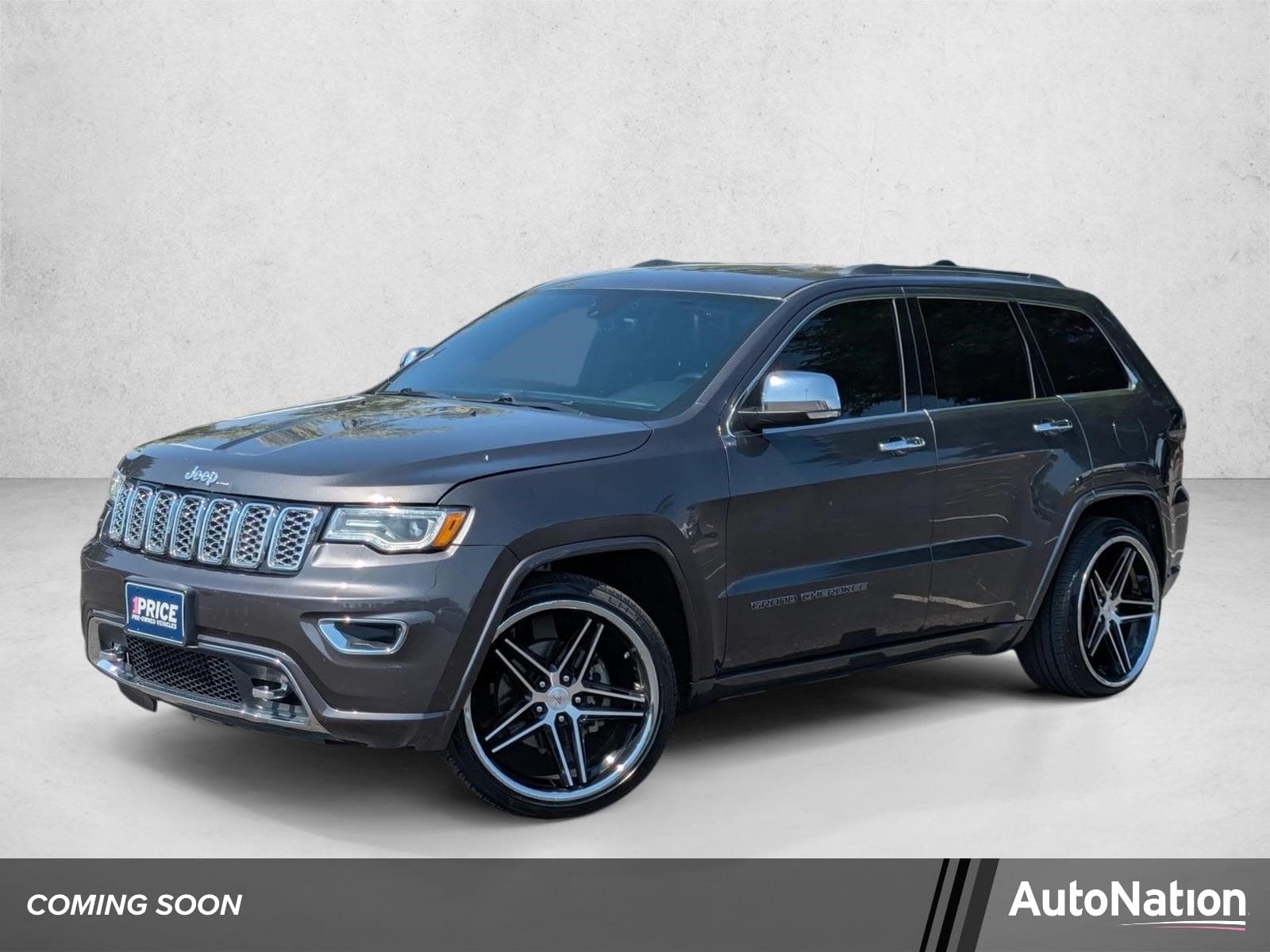 2018 Jeep Grand Cherokee Overland — photo 1 of 23