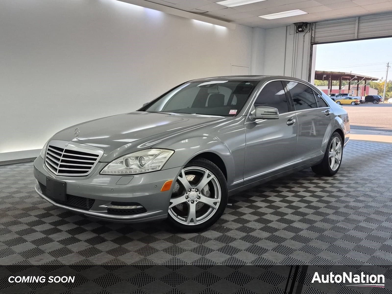 2013 Mercedes-Benz S-Class S 550 — photo 1 of 30