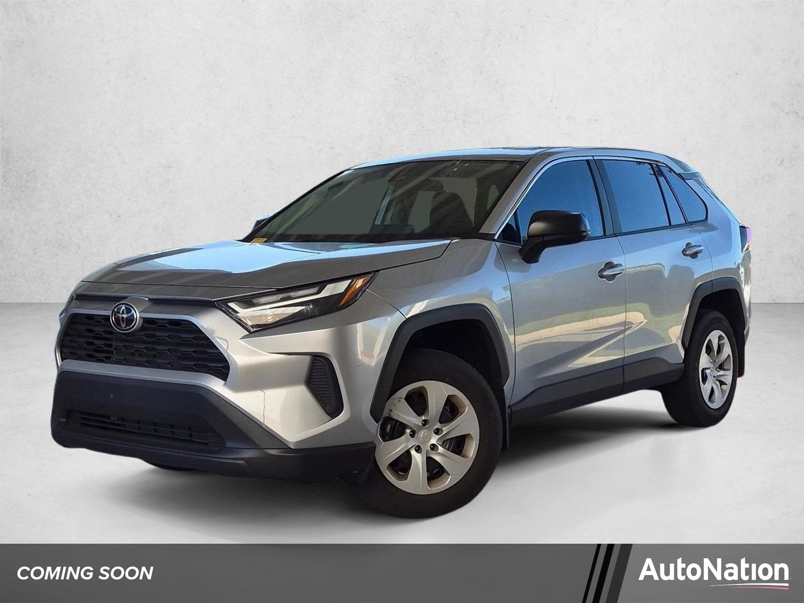 2025 Toyota RAV4 LE — photo 1 of 15