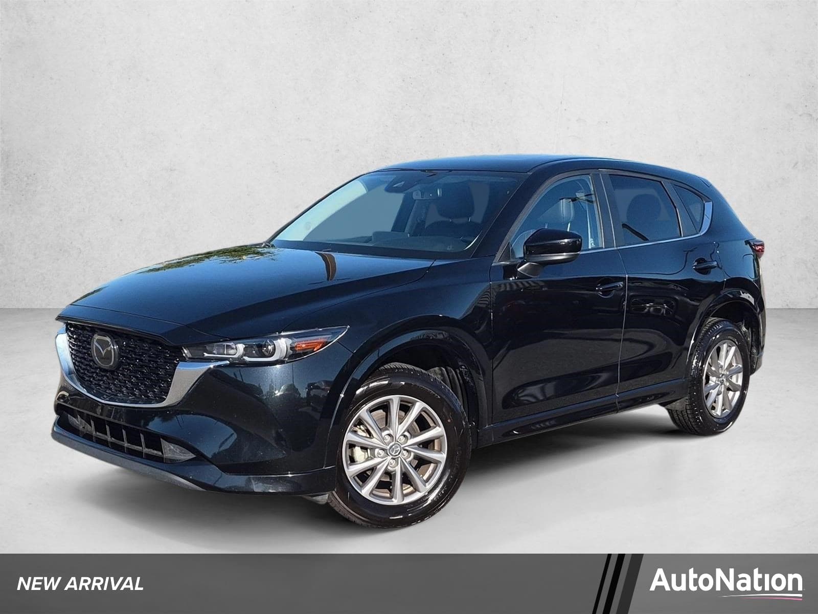 2025 Mazda CX-5 2.5 S Preferred Package — photo 1 of 23