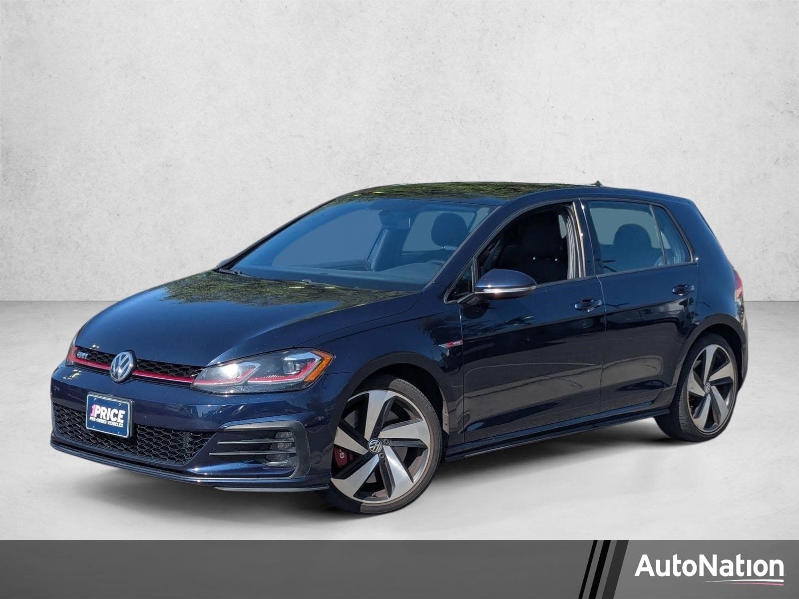 2018 Volkswagen Golf GTI SE — photo 1 of 24