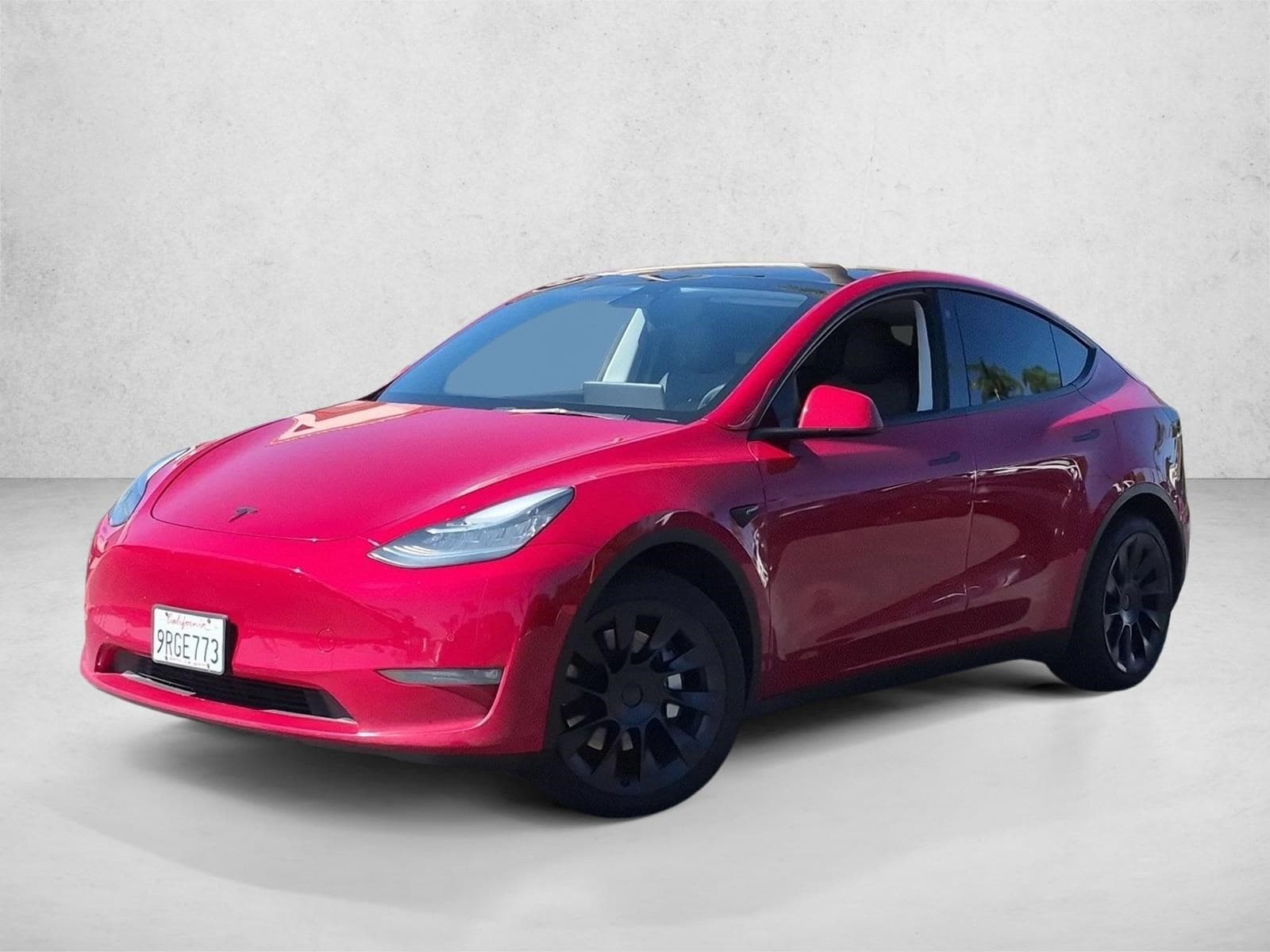 2021 Tesla Model Y Long Range — photo 1 of 15