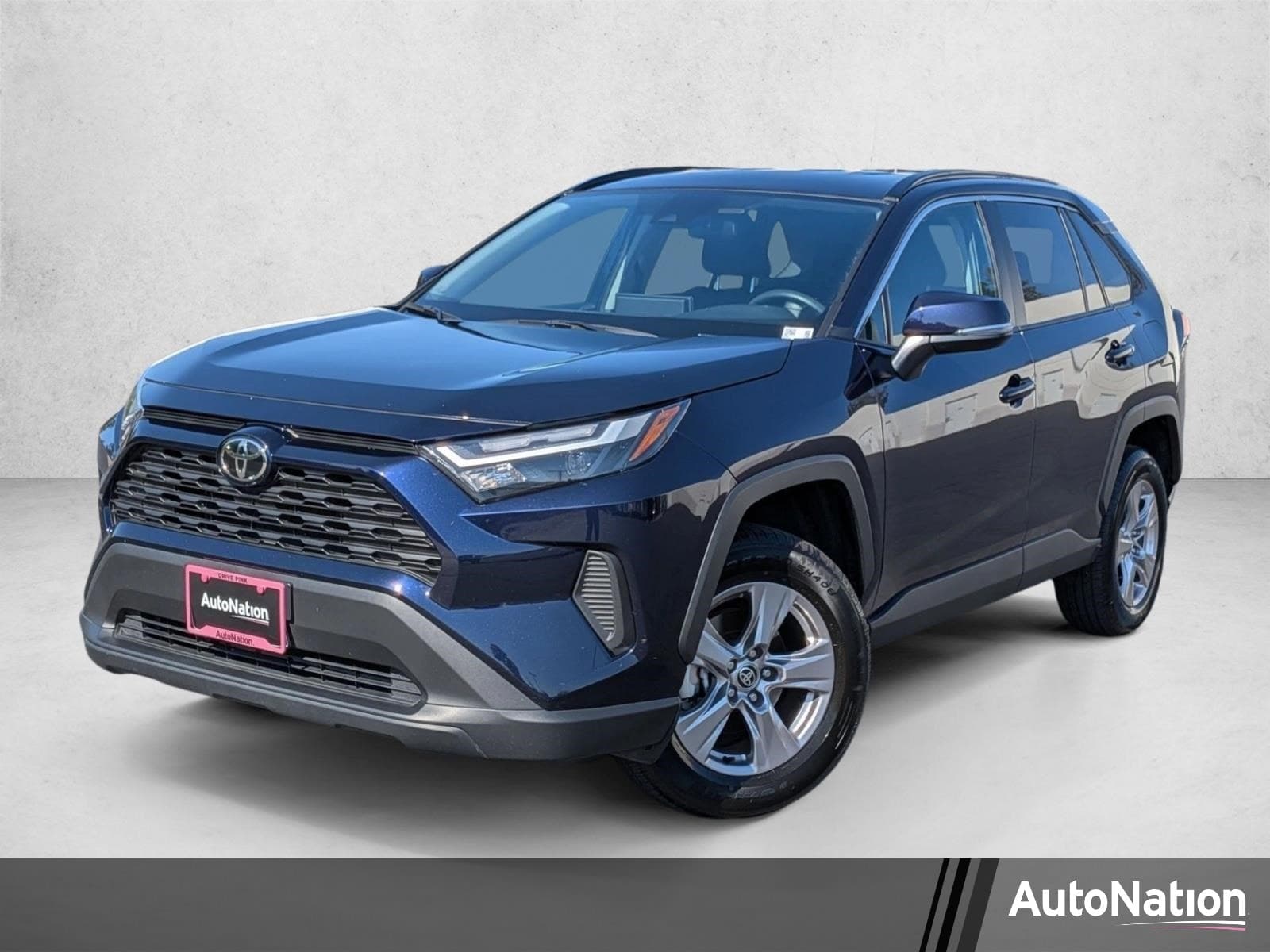 2025 Toyota RAV4 XLE — photo 1 of 23