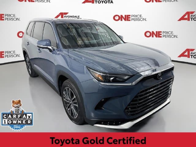 2025 Toyota Grand Highlander Hybrid MAX Platinum — photo 1 of 36