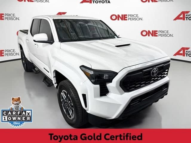 2025 Toyota Tacoma TRD Sport — photo 1 of 33