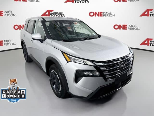 2025 Nissan Rogue SV — photo 1 of 31