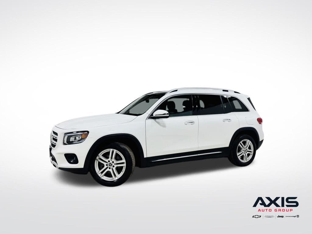 2023 Mercedes-Benz GLB GLB 250 — photo 1 of 56
