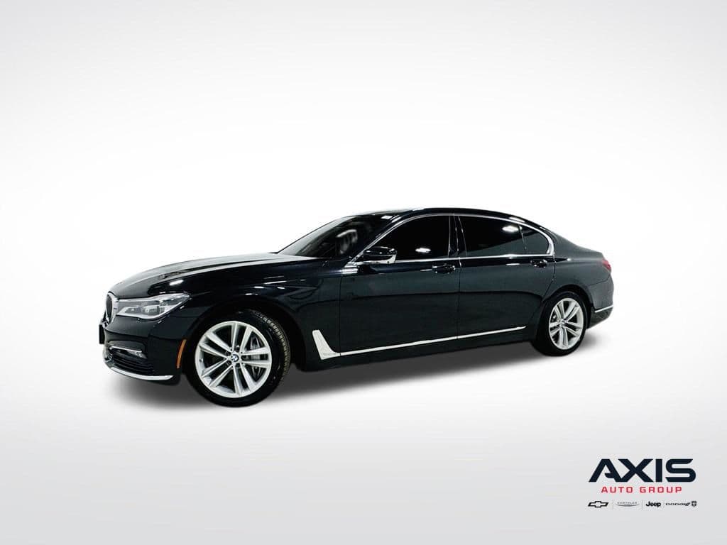 2016 BMW 7 Series 750i xDrive — photo 1 of 39