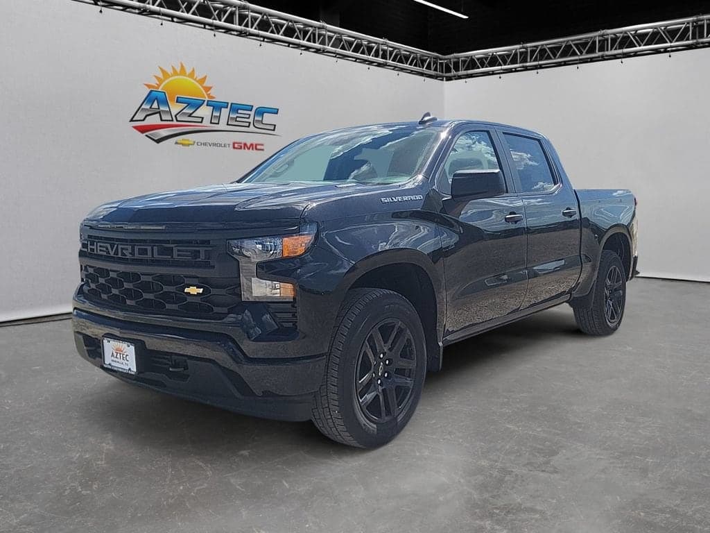 2026 Chevrolet Silverado 1500 Custom — photo 1 of 30