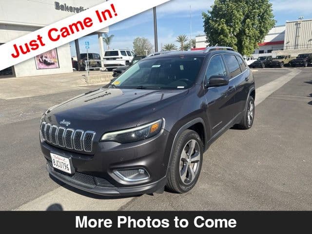 2019 Jeep Cherokee Limited FWD — photo 1 of 11