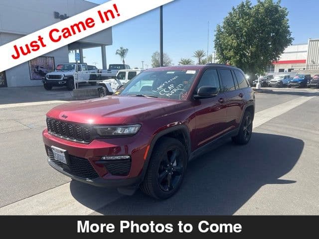 2023 Jeep Grand Cherokee Limited — photo 1 of 11