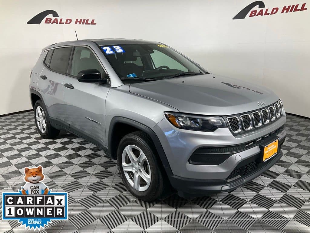 2023 Jeep Compass Sport — photo 1 of 23