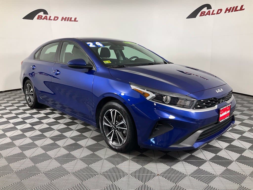 2024 Kia Forte LXS — photo 1 of 22