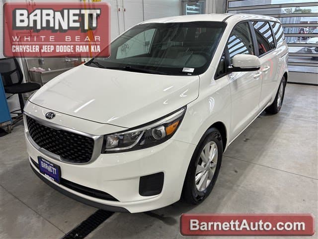 2018 Kia Sedona LX — photo 1 of 32