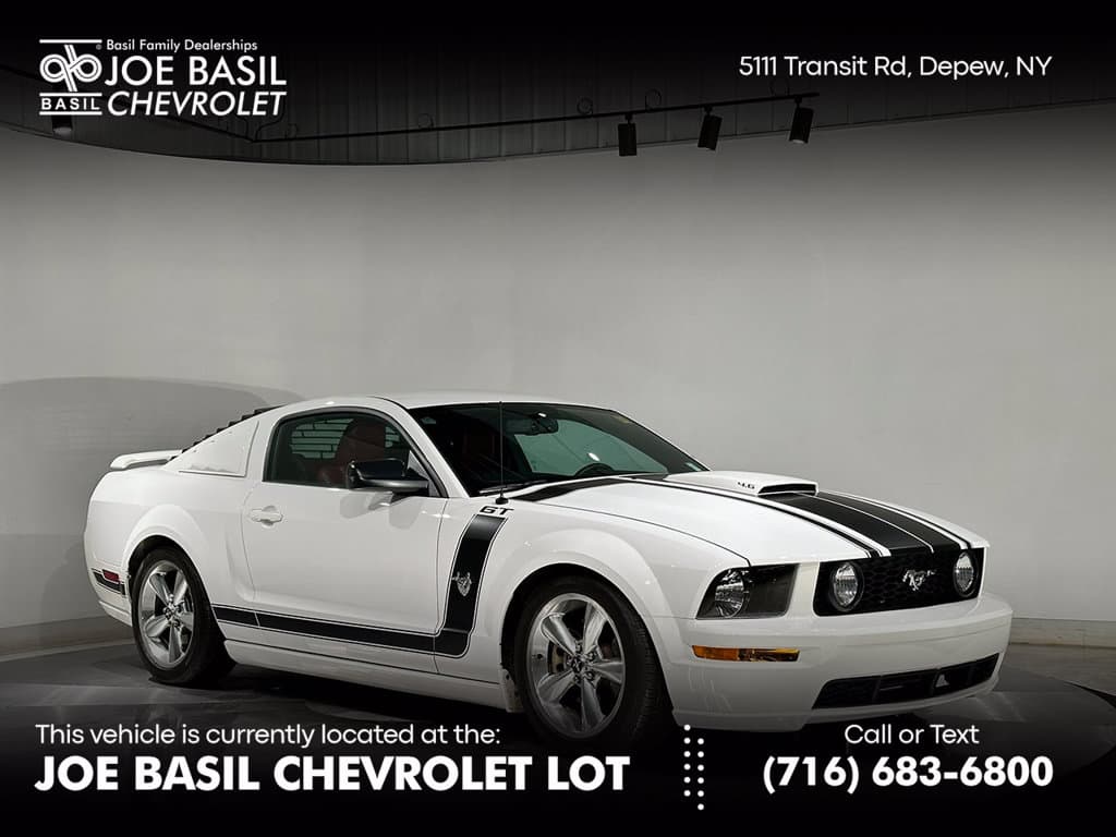 2009 Ford Mustang GT — photo 1 of 82