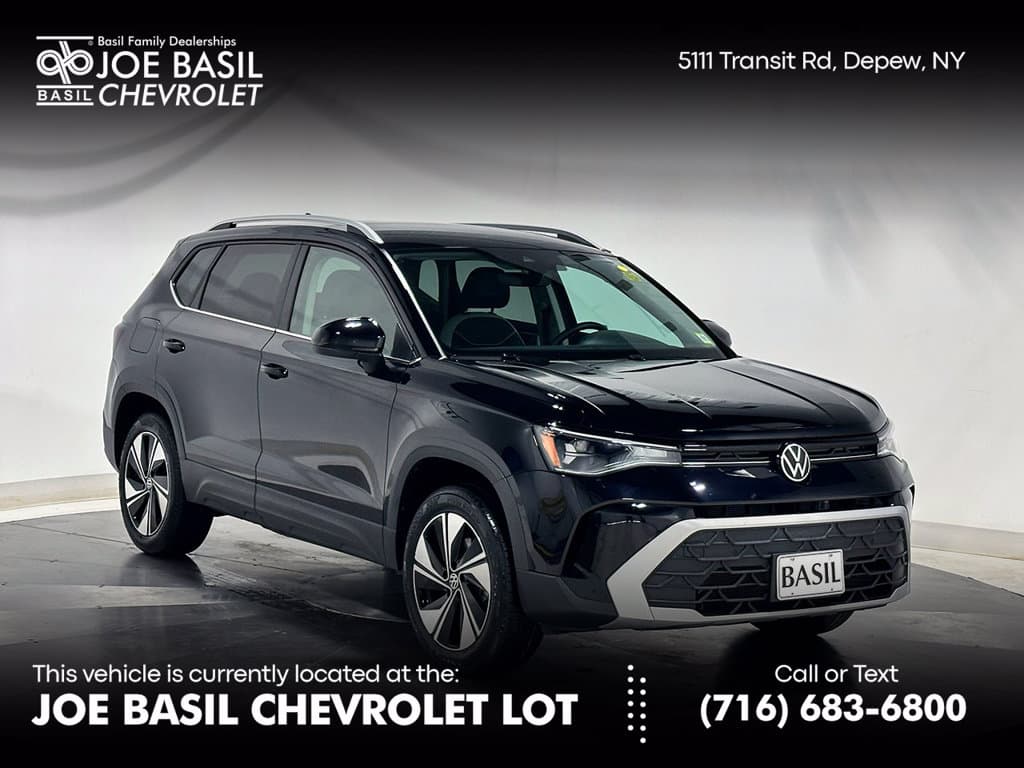 2026 Volkswagen Taos Base — photo 1 of 38