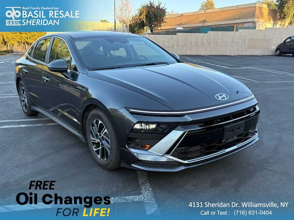 2026 Hyundai Sonata Hybrid Blue — photo 1 of 14
