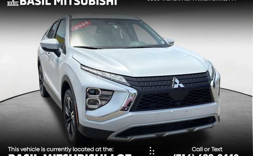 2025 Mitsubishi Eclipse Cross SE — photo 1 of 12