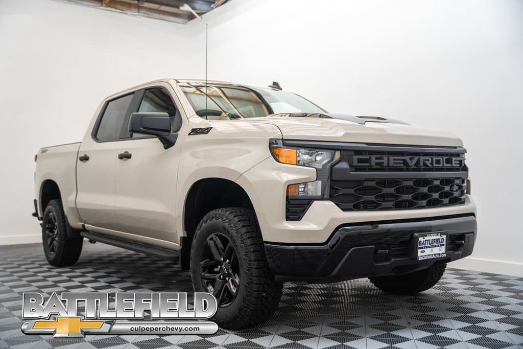 2026 Chevrolet Silverado 1500 Custom Trail Boss — photo 1 of 55
