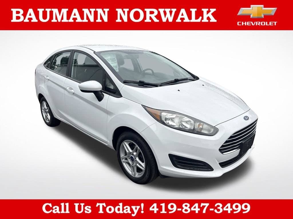 2017 Ford Fiesta SE — photo 1 of 29