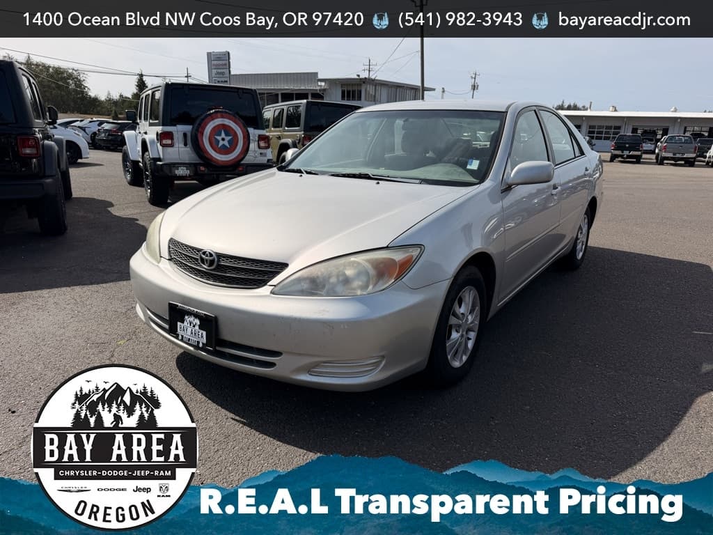 2004 Toyota Camry LE — photo 1 of 10