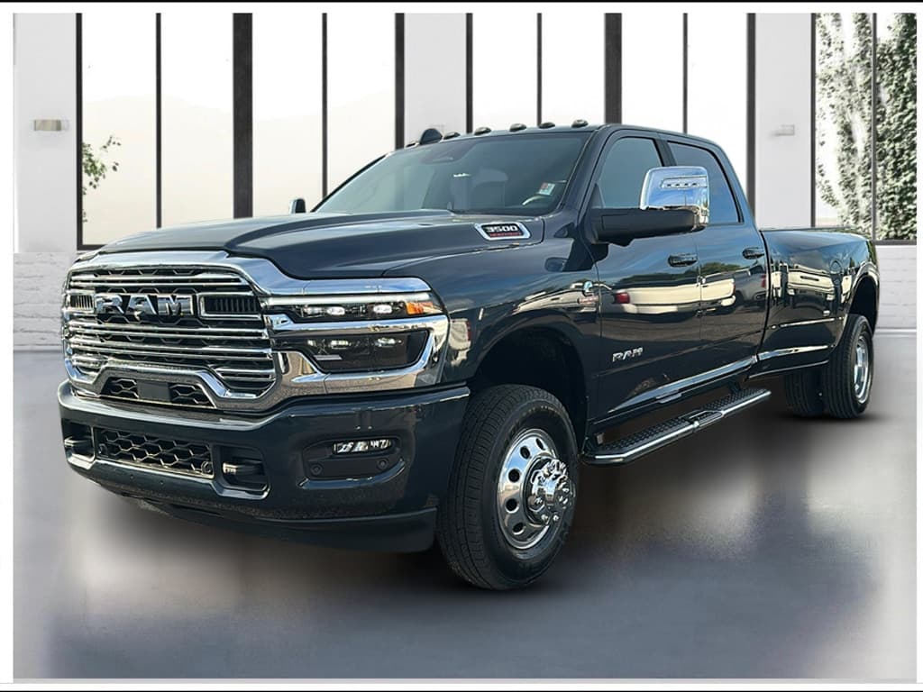 2026 RAM 3500 LARAMIE CREW CAB 4X4 8' BOX — photo 1 of 29