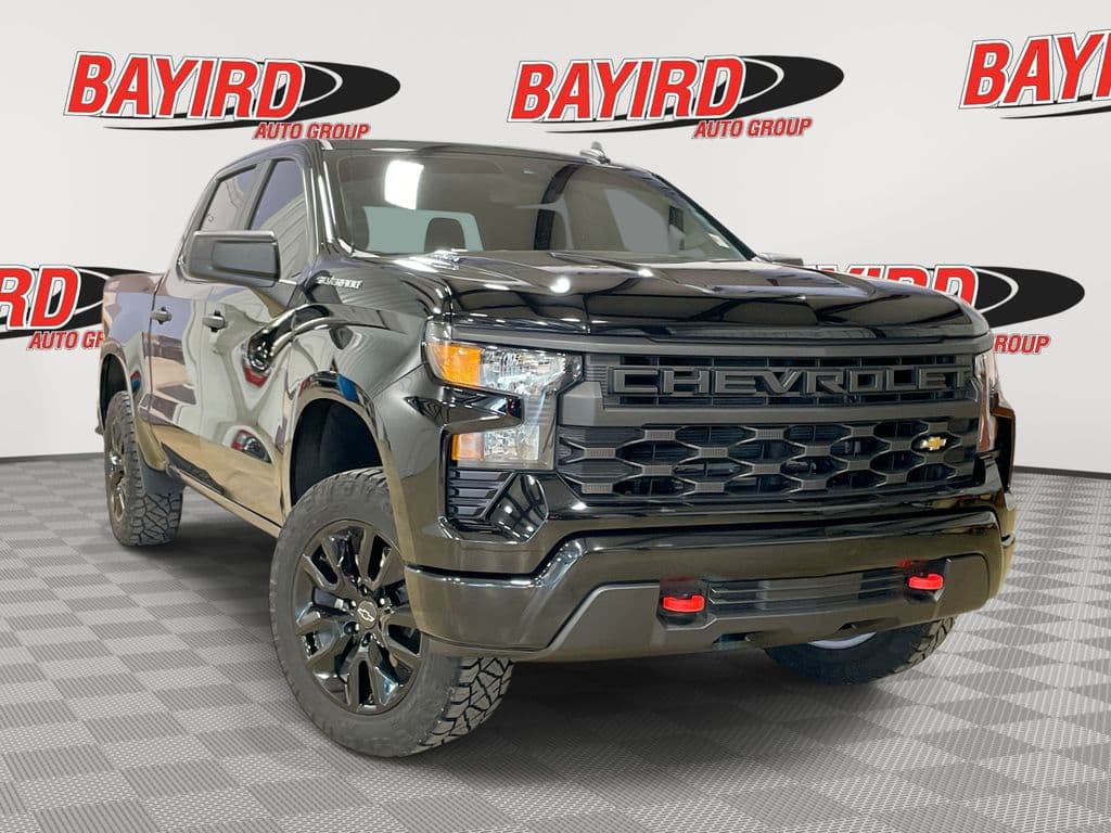 2024 Chevrolet Silverado 1500 Custom — photo 1 of 32