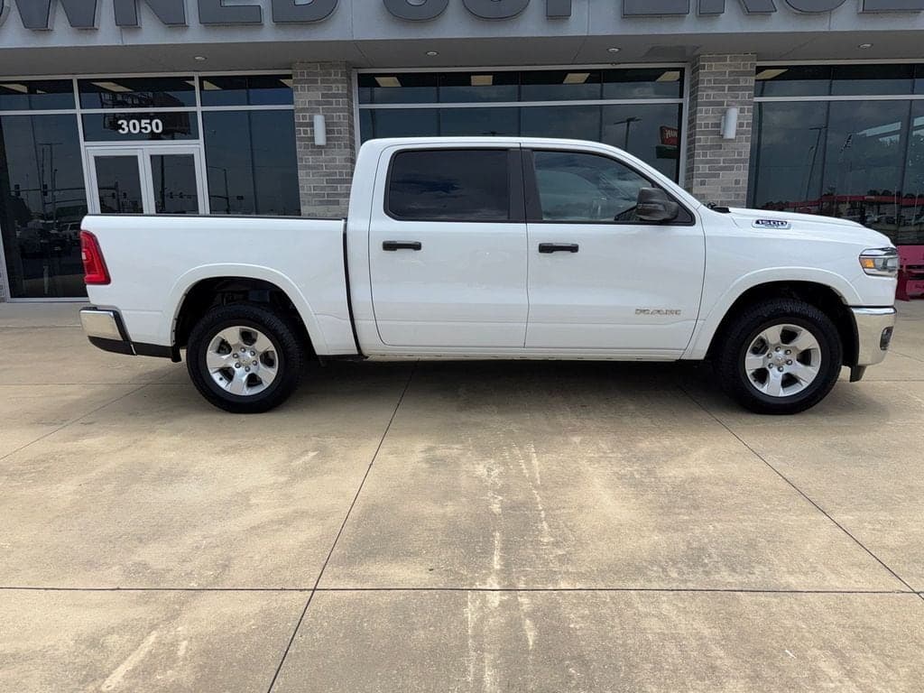 2025 RAM 1500 Big Horn/Lone Star — photo 1 of 23