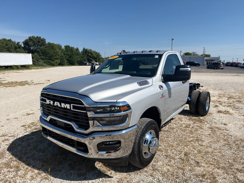 2027 RAM 3500 Chassis Cab Tradesman — photo 1 of 13