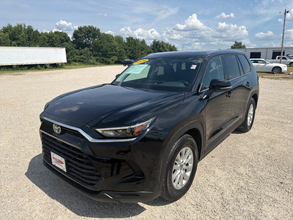 2026 Toyota Grand Highlander XLE — photo 1 of 18