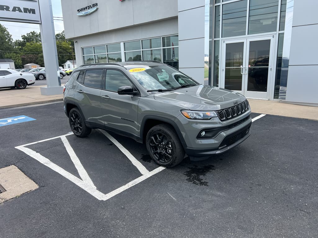 2026 Jeep Compass Latitude — photo 1 of 36