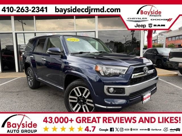2019 Toyota 4Runner SR5 — photo 1 of 44