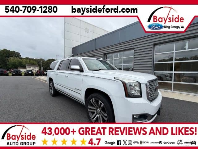 2017 GMC Yukon XL Denali — photo 1 of 40