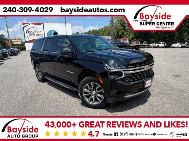 2021 Chevrolet Suburban LT — photo 1 of 40