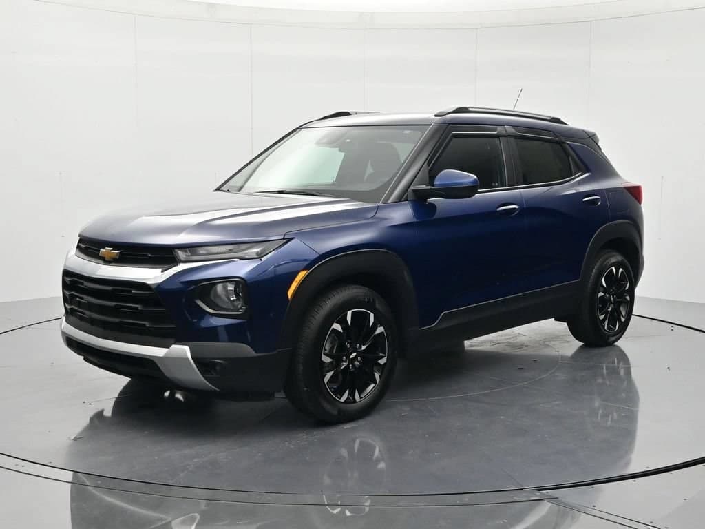 2023 Chevrolet Trailblazer LT — photo 1 of 49