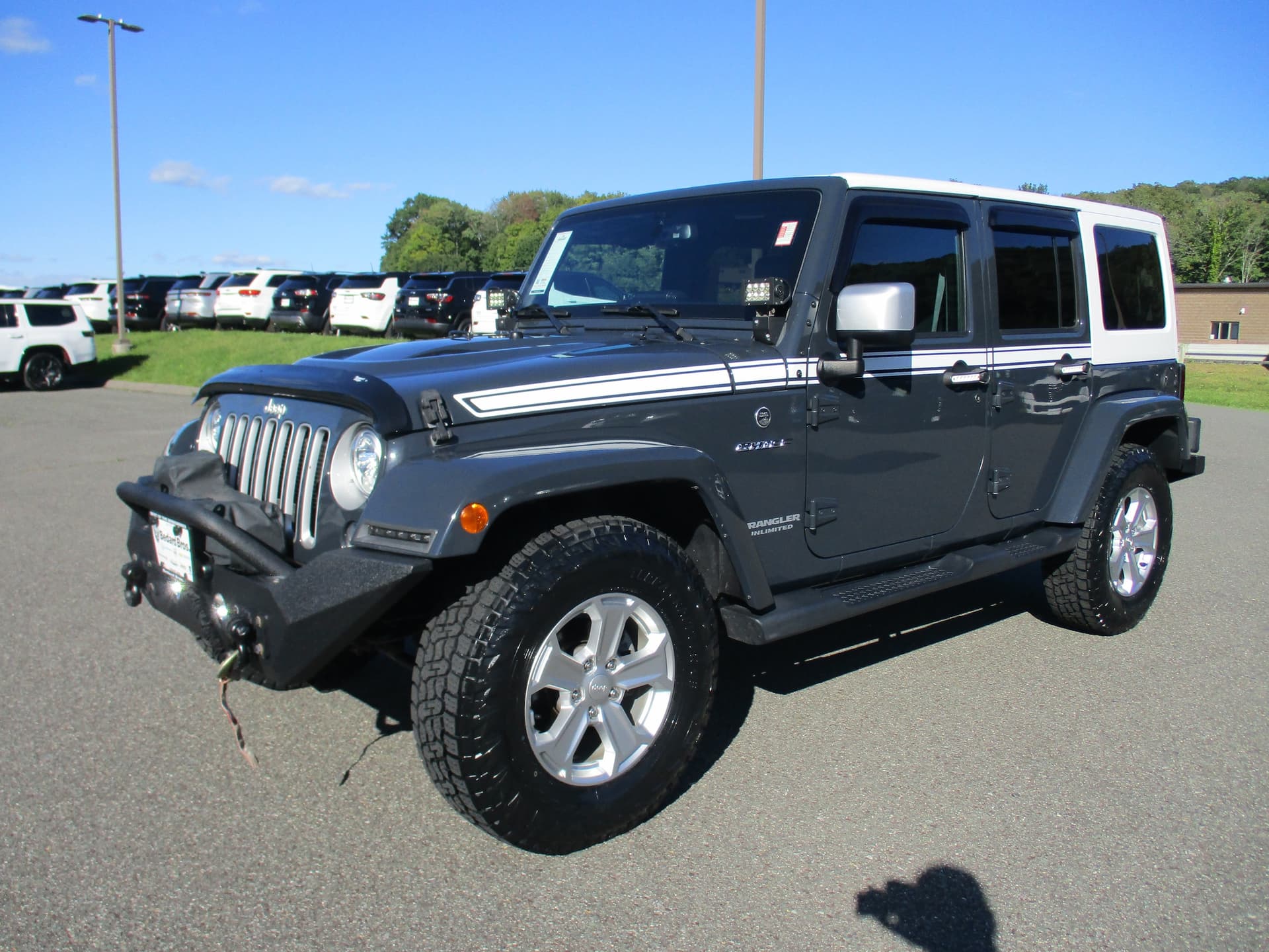 2017 Jeep Wrangler Unlimited Chief Edition — photo 1 of 17