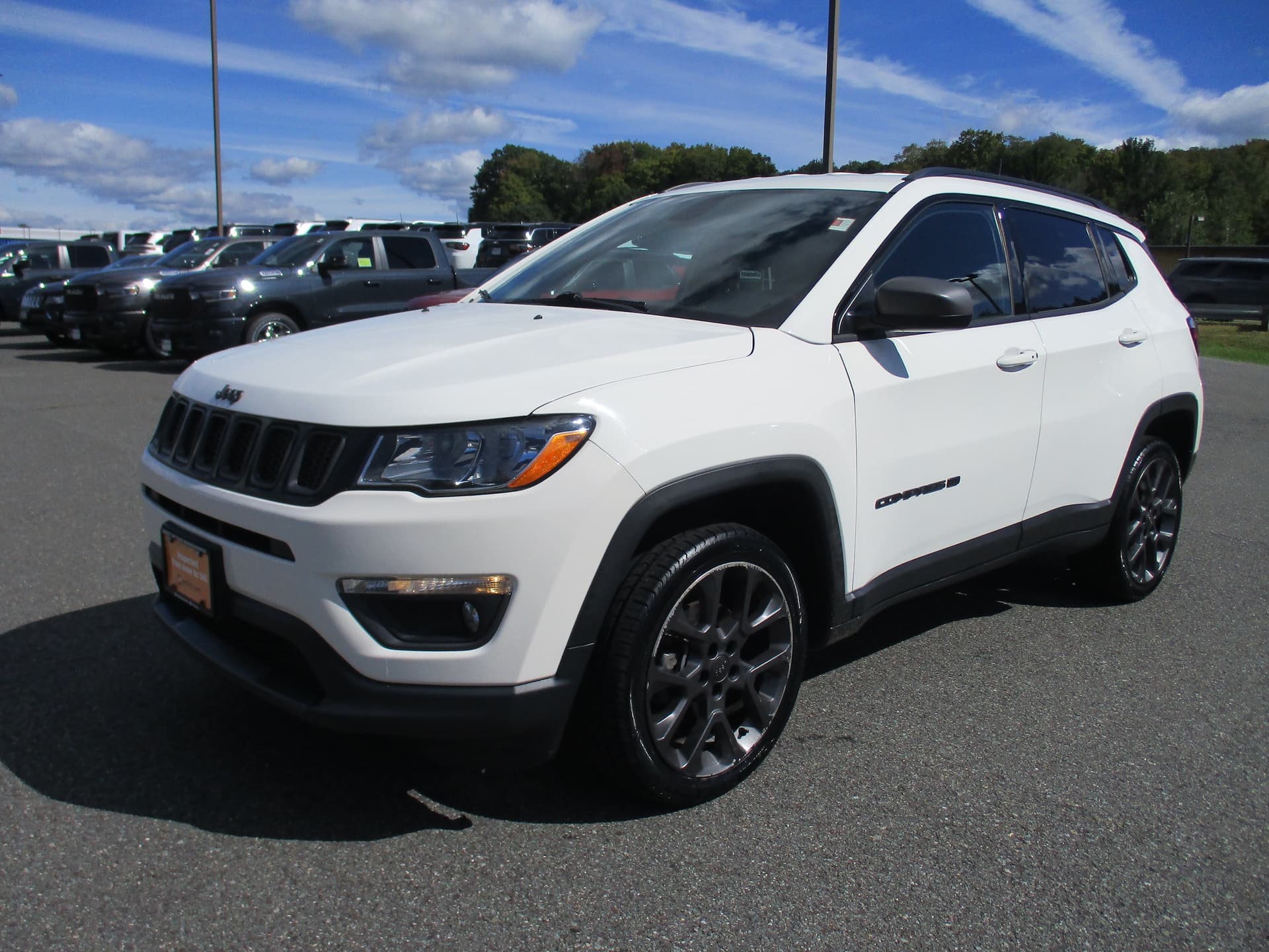 2021 Jeep Compass 80th Anniversary — photo 1 of 15