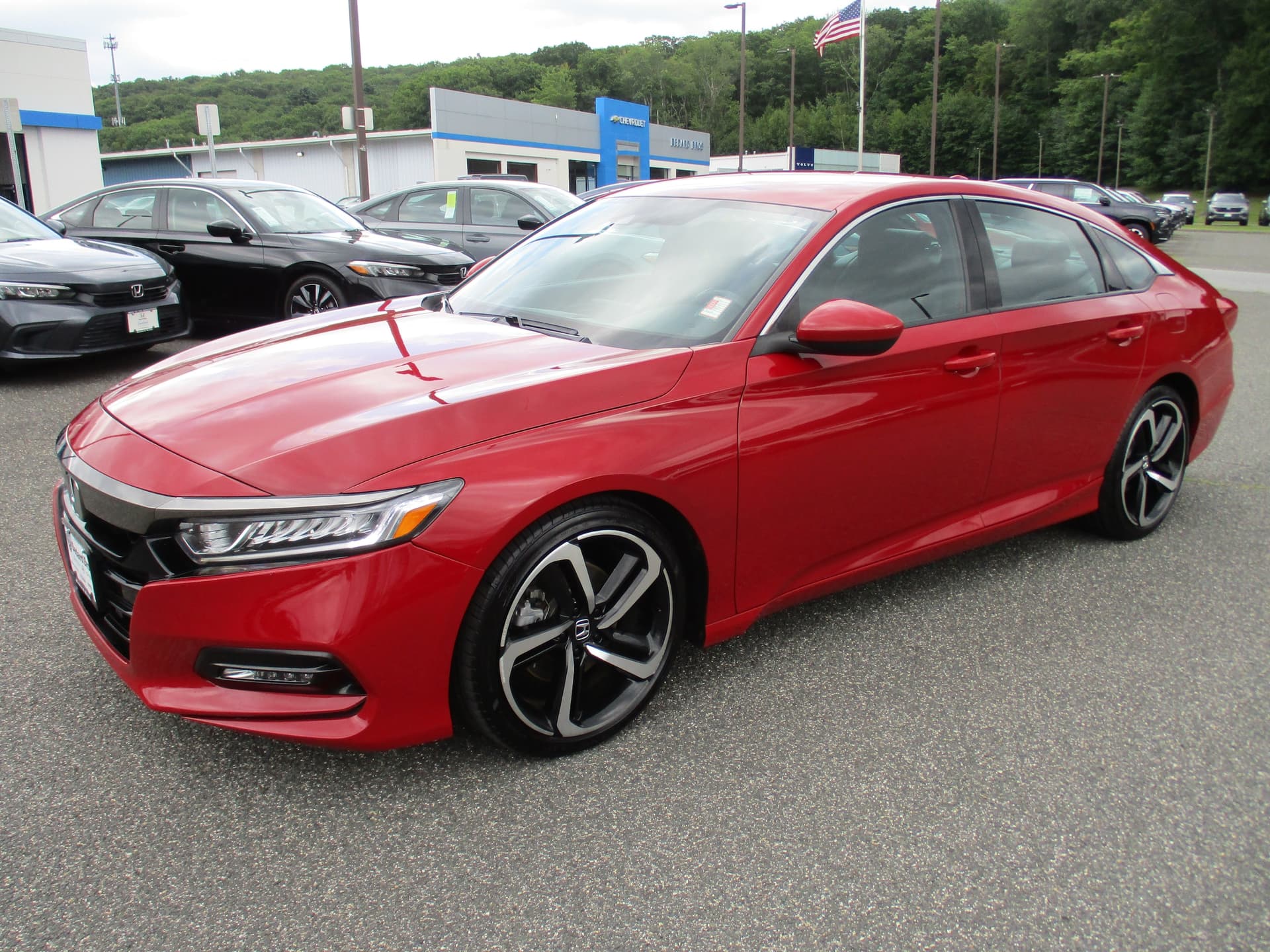 2018 Honda Accord Sport 1.5T — photo 1 of 17