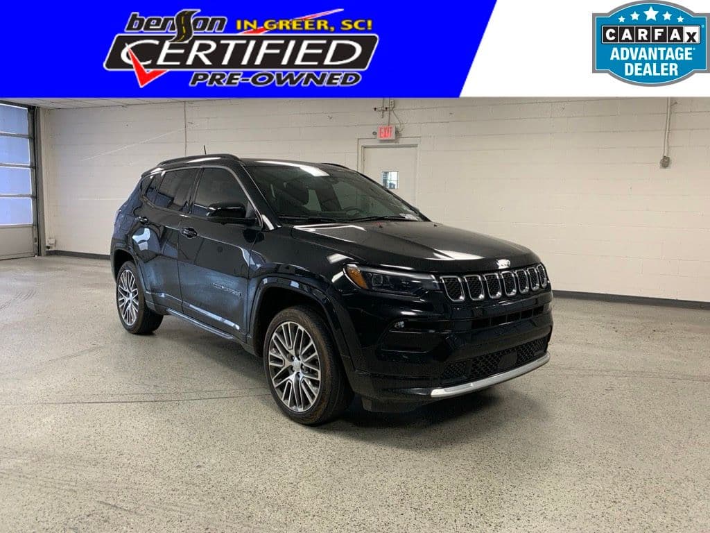 2023 Jeep Compass Limited — photo 1 of 5