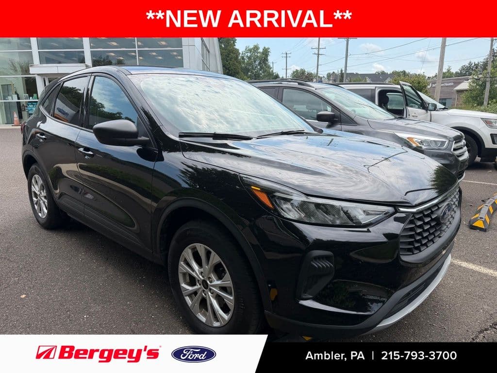 2026 Ford Escape Active — photo 1 of 5
