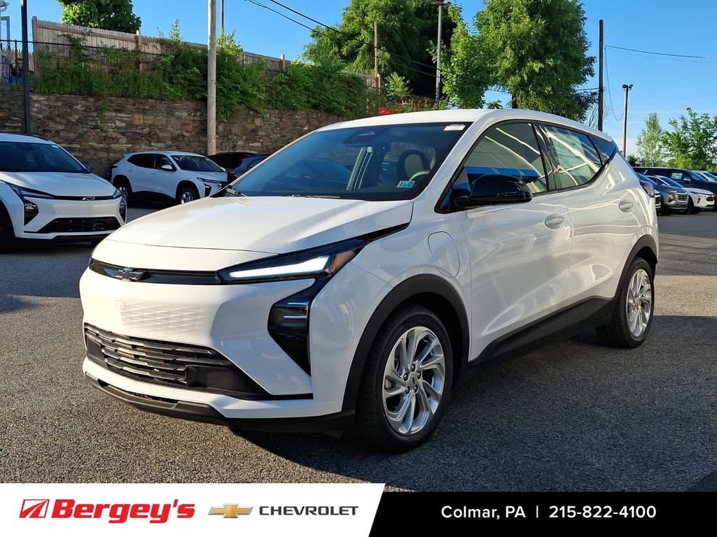 2027 Chevrolet Bolt LT — photo 1 of 36