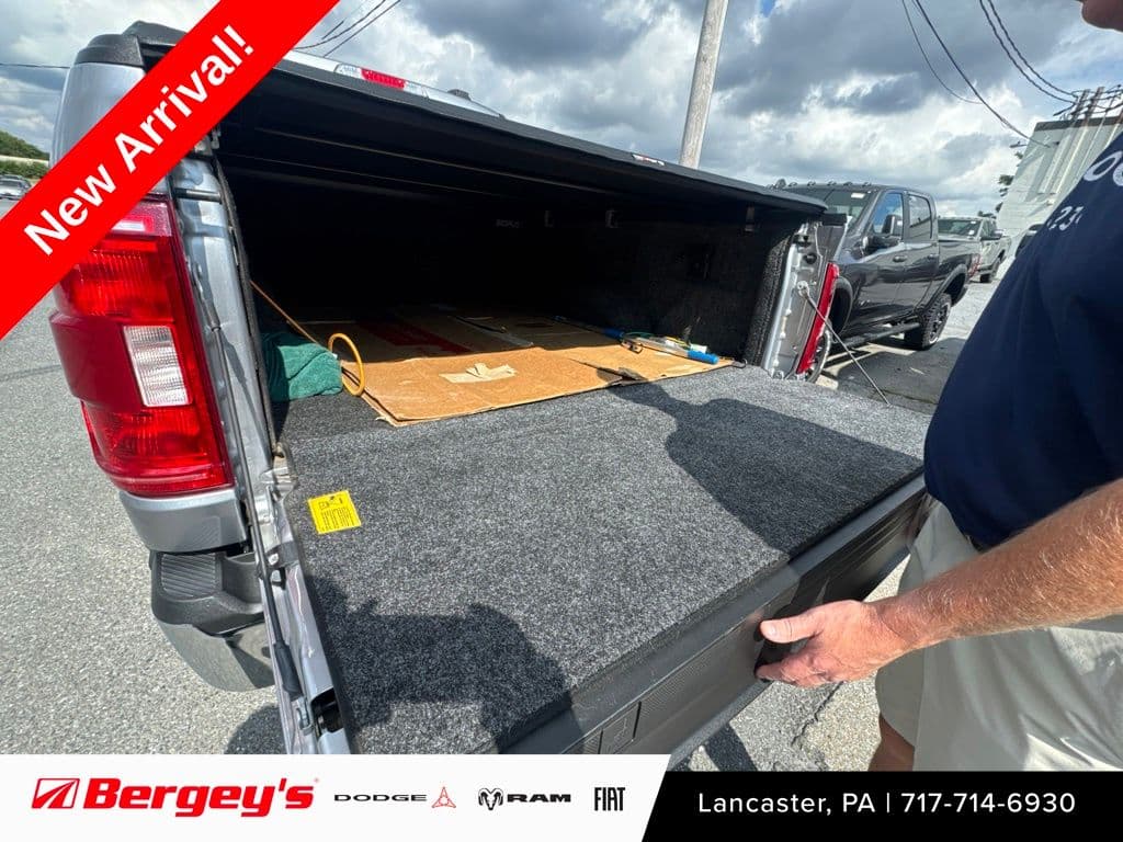 2022 Ford F-150 XLT — photo 1 of 18